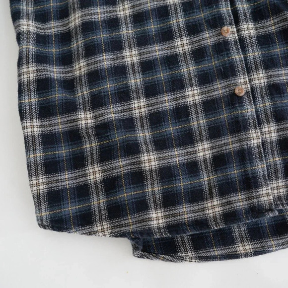 Vintage Field And Stream Outfitter Navy And Blue Checker Pattern Button Up Shirt - Picture 8 of 12